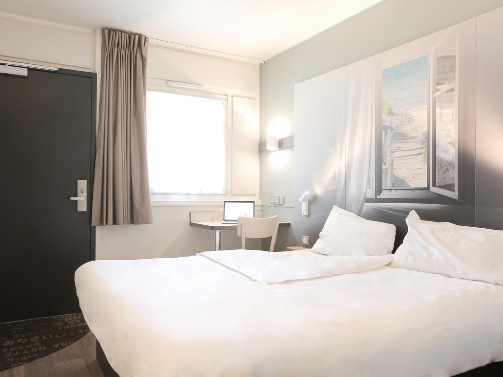 B&B Hotel Hyères Exteriör bild