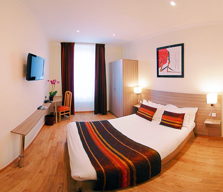 B&B Hotel Hyères Exteriör bild