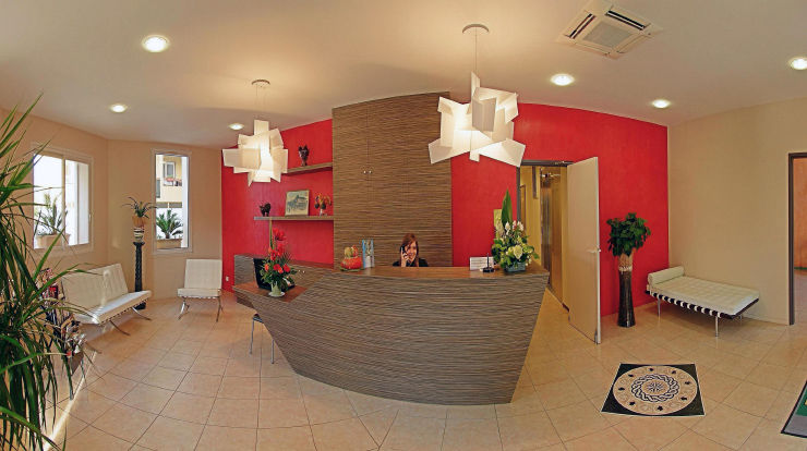 B&B Hotel Hyères Exteriör bild