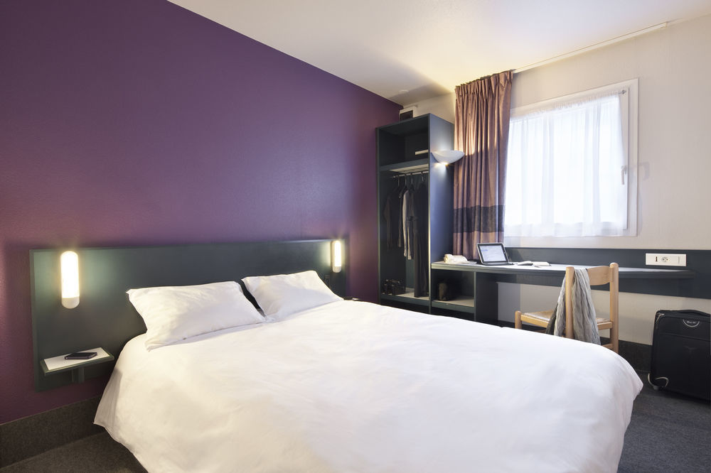 B&B Hotel Hyères Exteriör bild