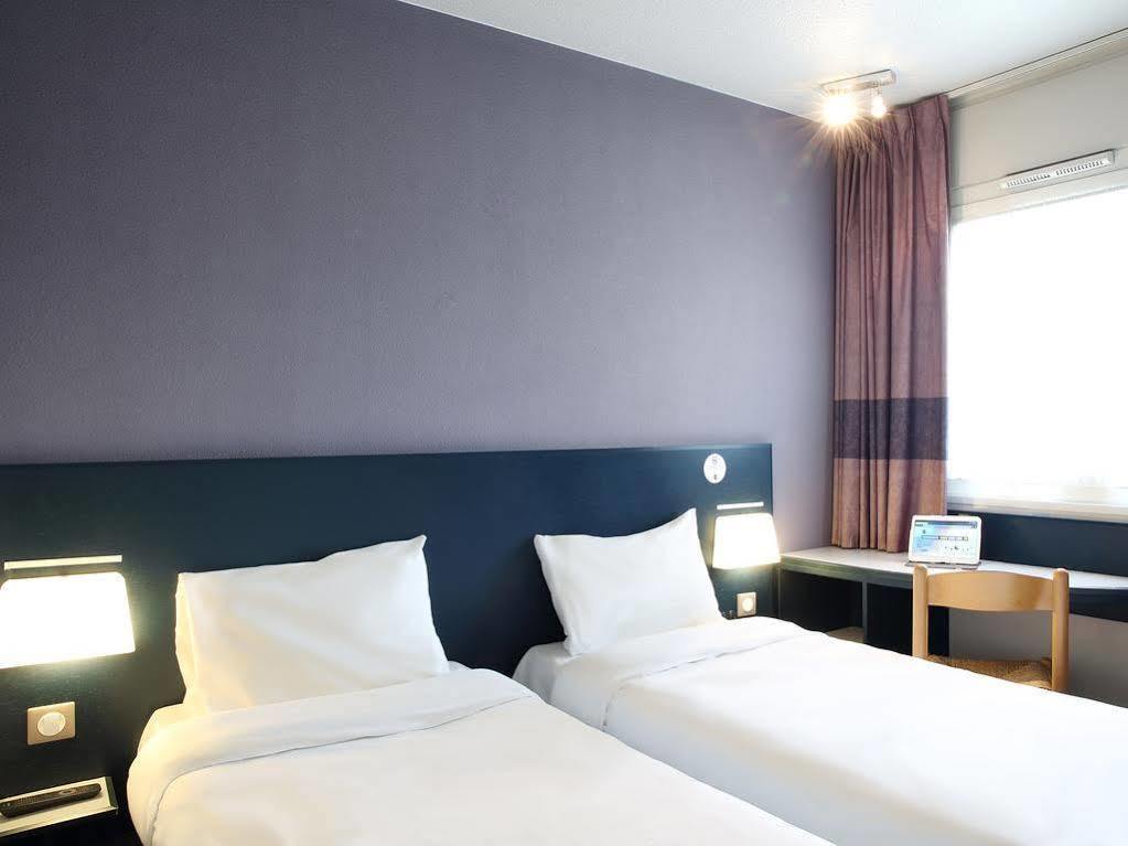 B&B Hotel Hyères Exteriör bild